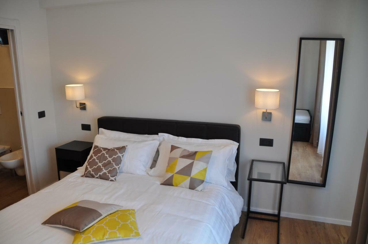 Eva Luxury Rooms กาญารี ภายนอก รูปภาพ